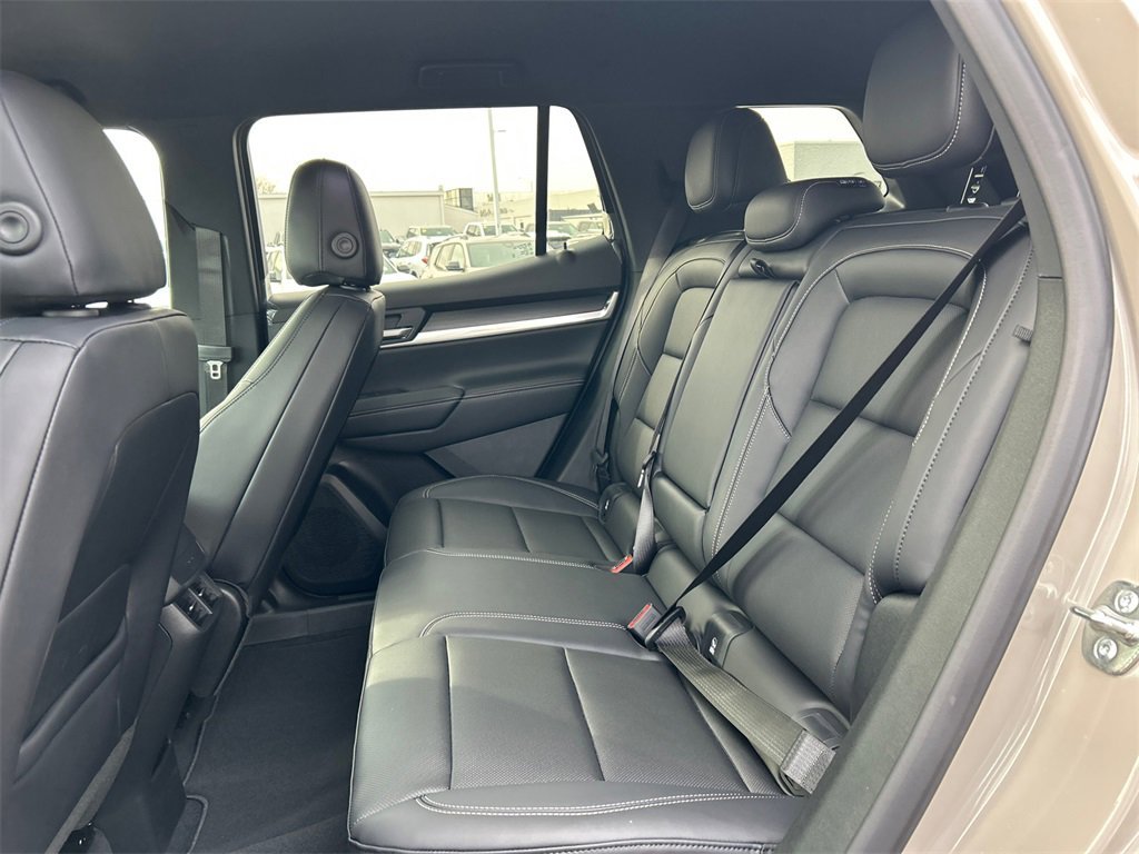 2026 GMC TERRAIN - Image 32