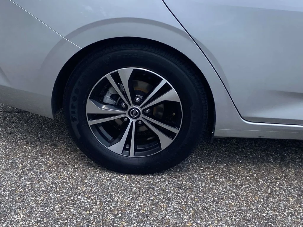 Certified Used 2022 Silver Nissan SV image 11