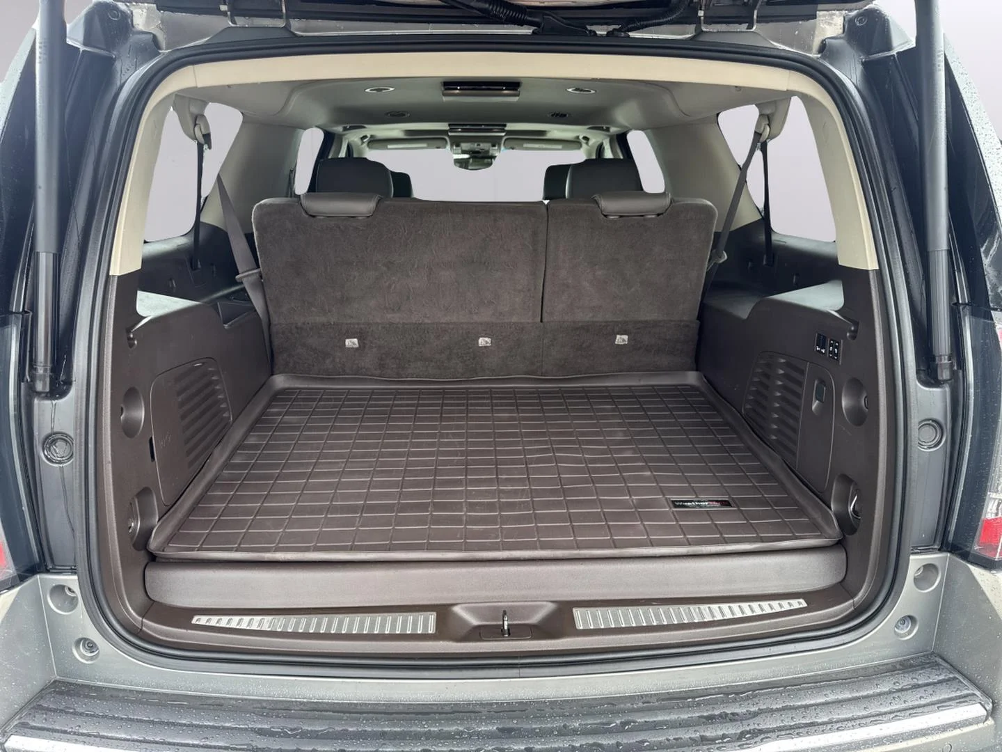 Used 2019 PEPPERDUST METALLIC GMC Denali image 36