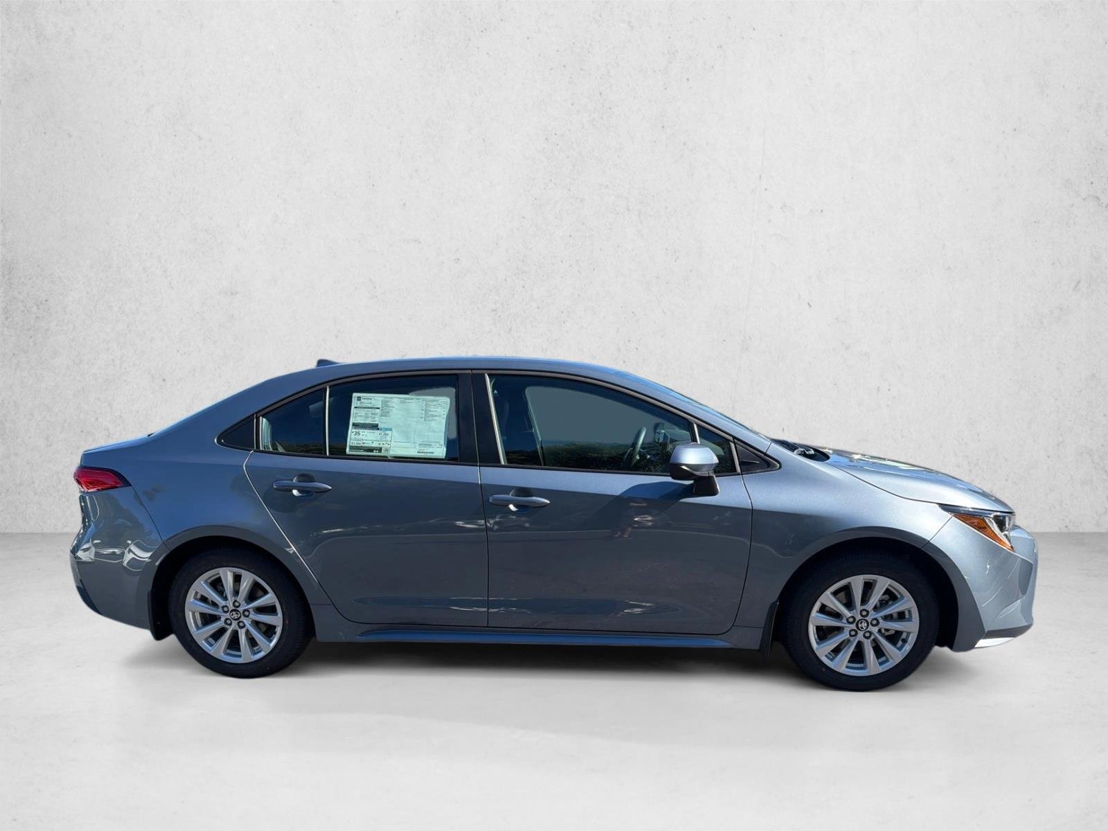 New 2027 Celestite Toyota LE image 2