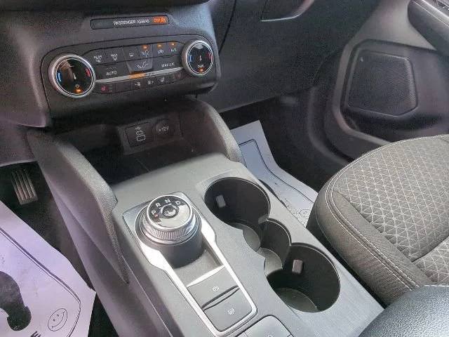 Used 2024  Ford Active image 16
