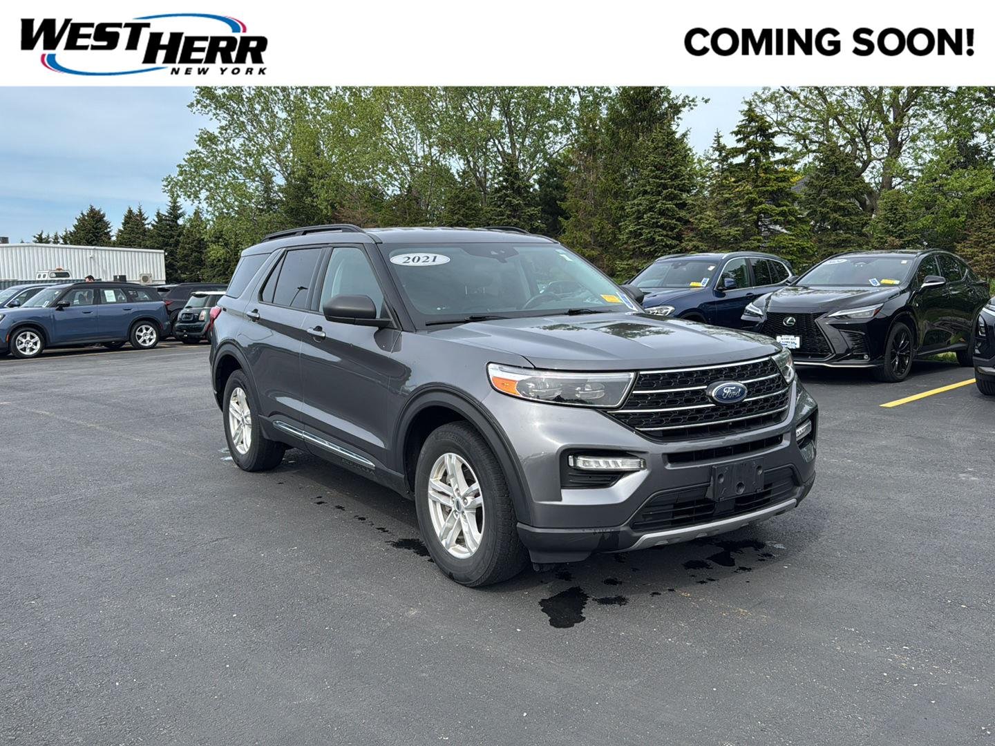 2021 Ford Explorer XLT 4WD's photo