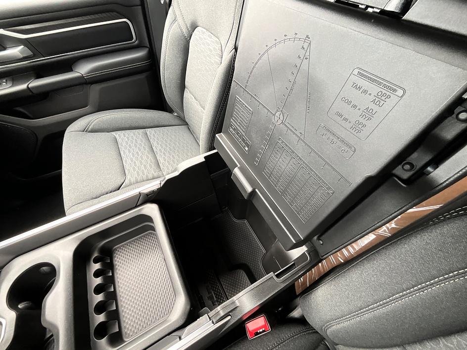 New 2026 Tank RAM Big Horn/Lone Star image 30