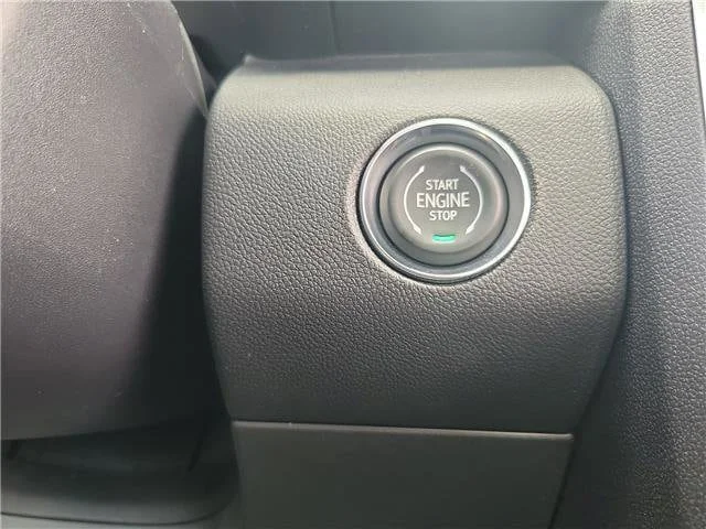 New 2026 Glacier White Tricoat GMC Elevation image 18