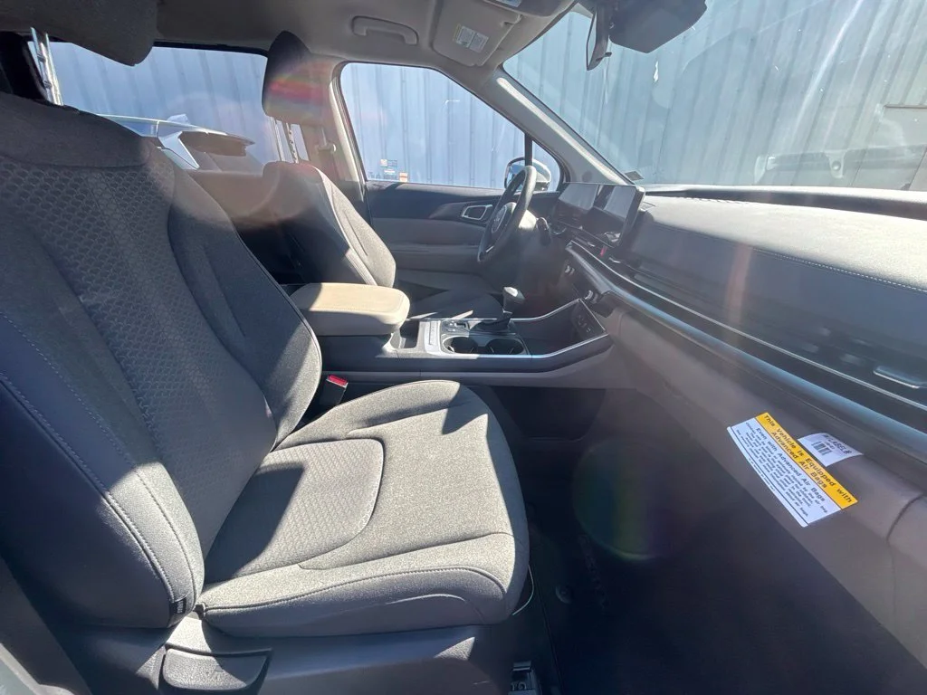 Used 2026 White Kia LX image 25