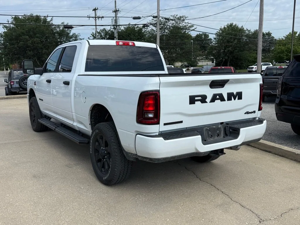 Used 2025 White Ram Big Horn image 9