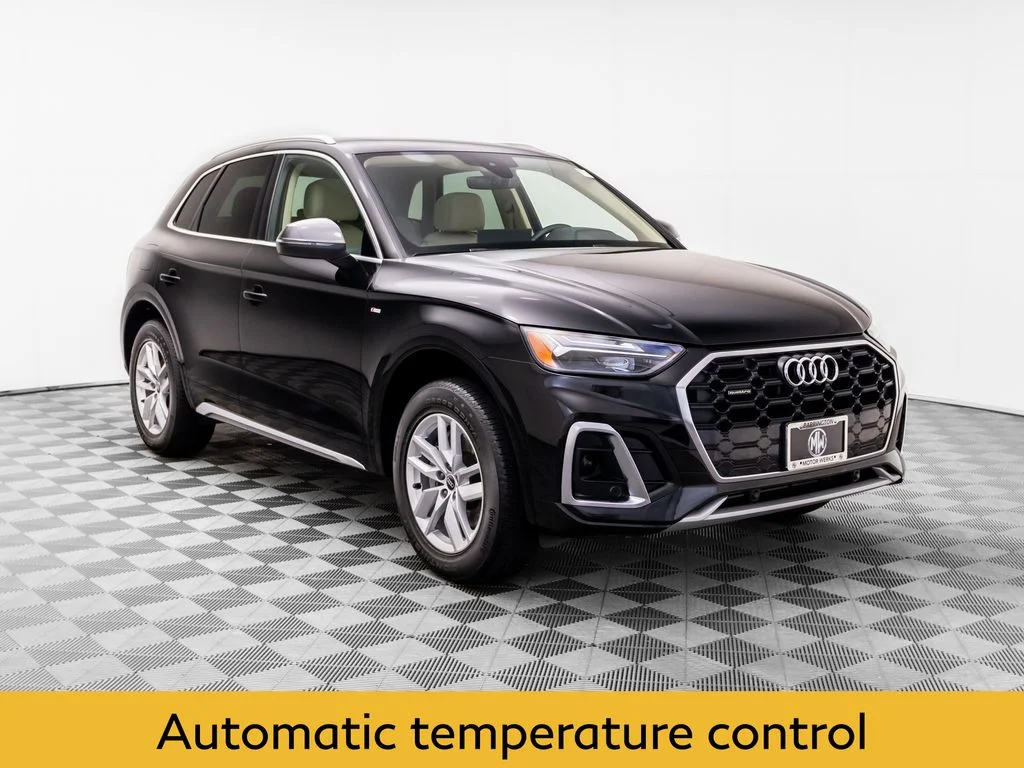 Used 2023 Black Audi 45 S line Premium image 8