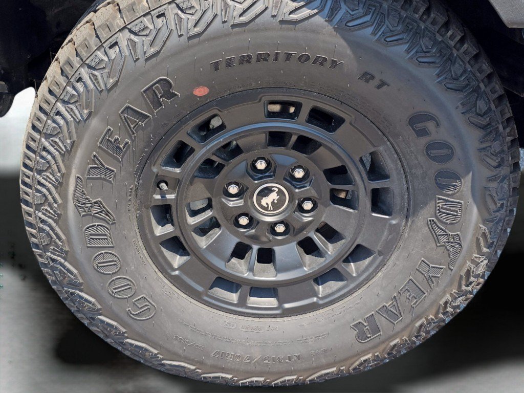 New 2026 Marsh Gray Ford Badlands image 21