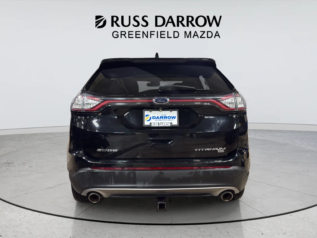 Used 2016  Ford Titanium image 4