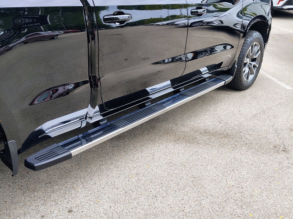 2023 Chevrolet Silverado 1500 LT - Photo 15