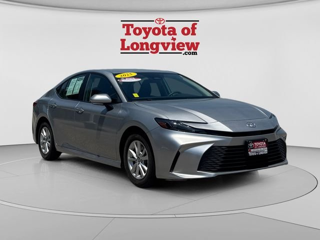 2025 Toyota Camry LE - Photo 8