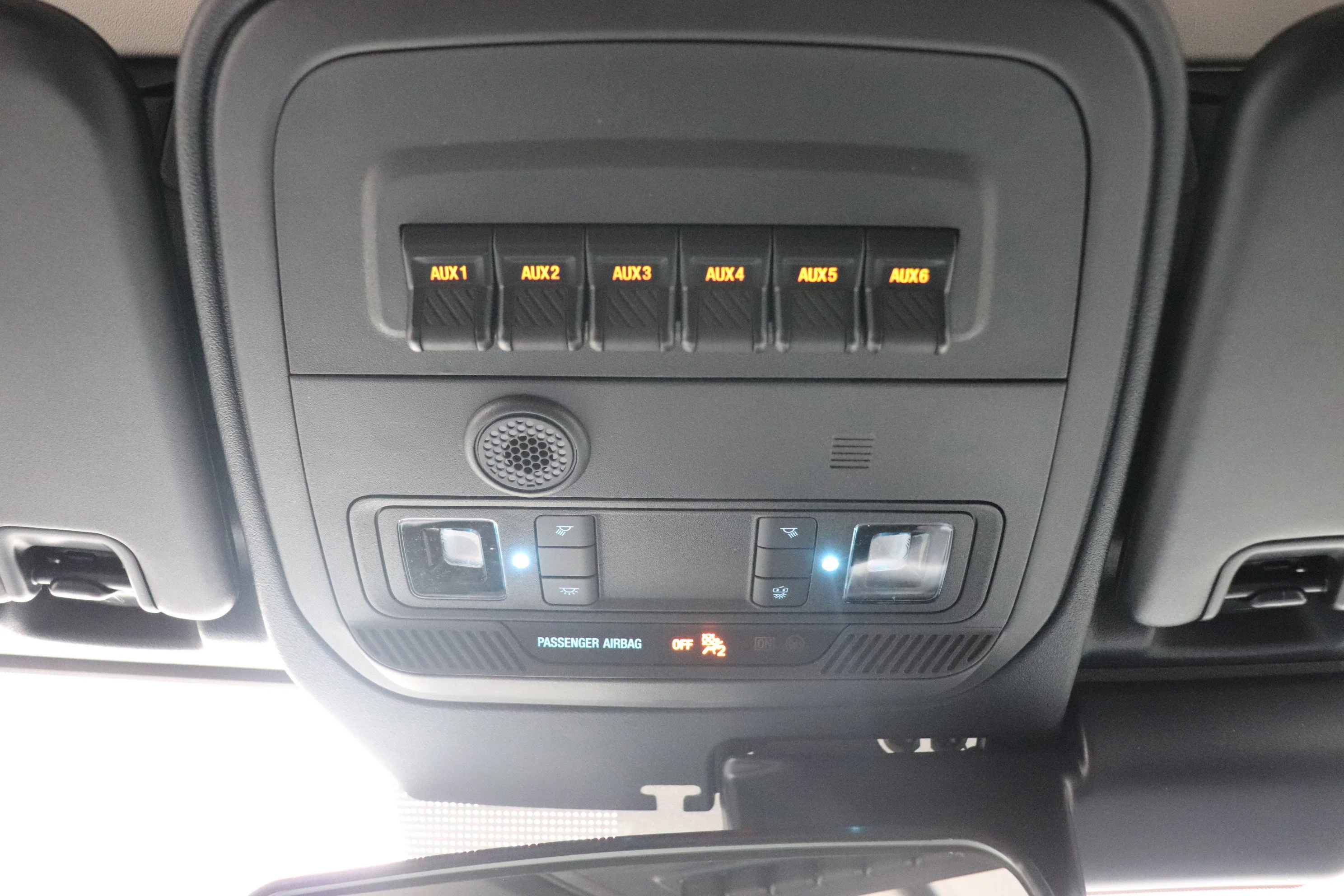 New 2026 AVALANCHE GREY Ford Badlands image 13
