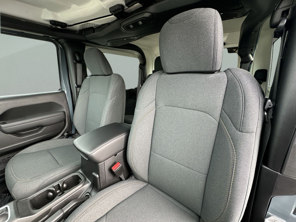 New 2026 Anvil Clear-Coat Exterior Paint Jeep Sport image 39
