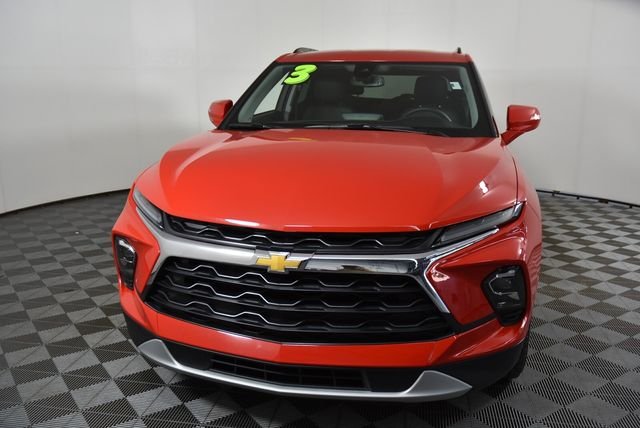 Used 2023 Red Chevrolet LT image 3