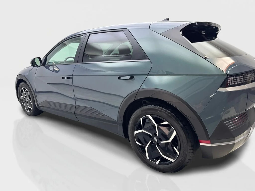 Used 2024 Green Hyundai SEL image 14