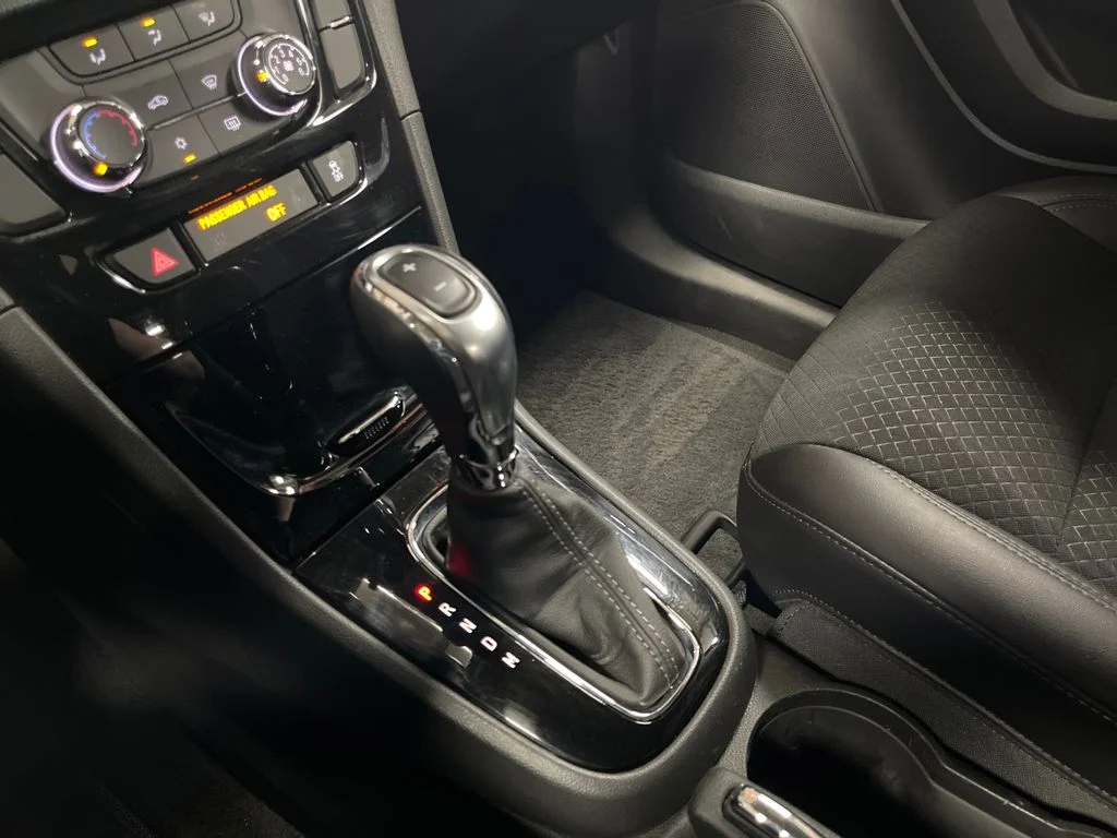 Used 2022 Black Buick Preferred image 24