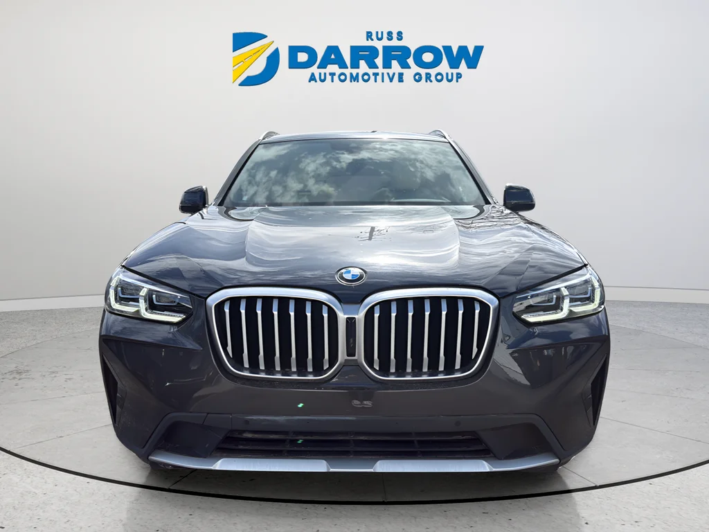 Used 2023 Gray BMW xDrive30i image 8