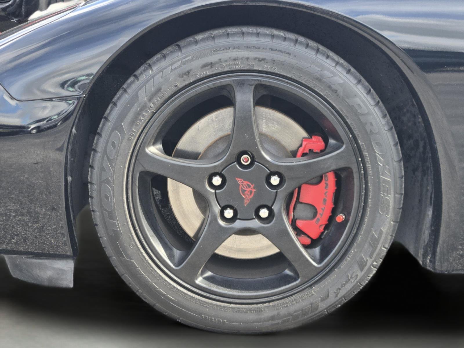 Used 2004 Black Chevrolet  image 11