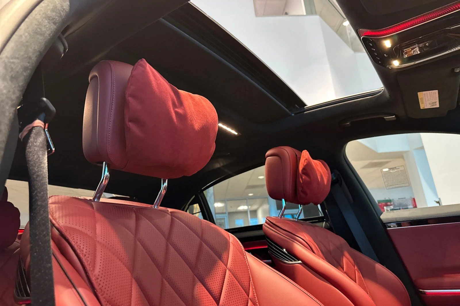 New 2026 Black Mercedes-Benz S 580 image 14