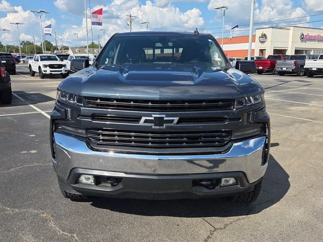 Used 2020 Gray Chevrolet RST image 2