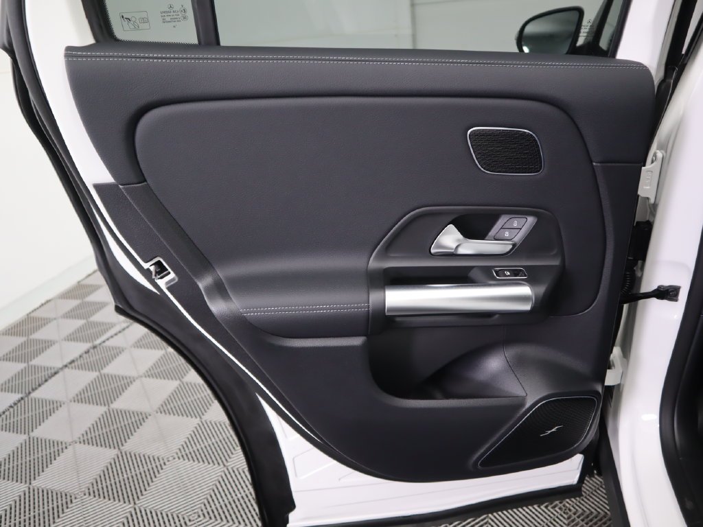 Used 2026 Polar White Mercedes-Benz GLA 250 image 26