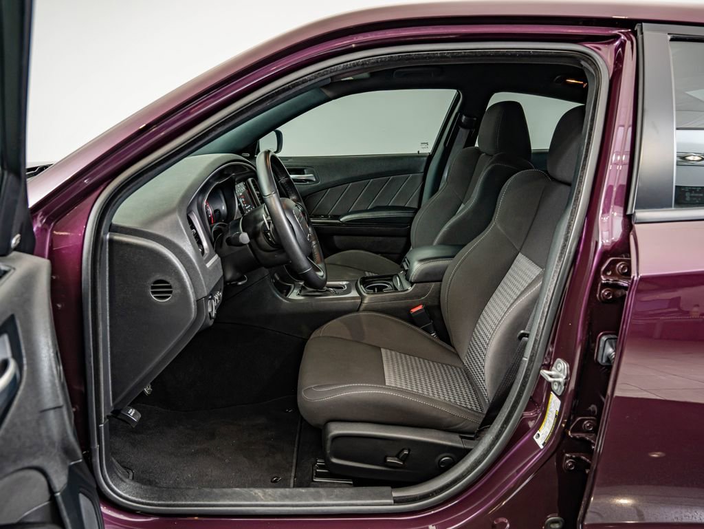 Used 2022 Hellraisin Dodge R/T image 32