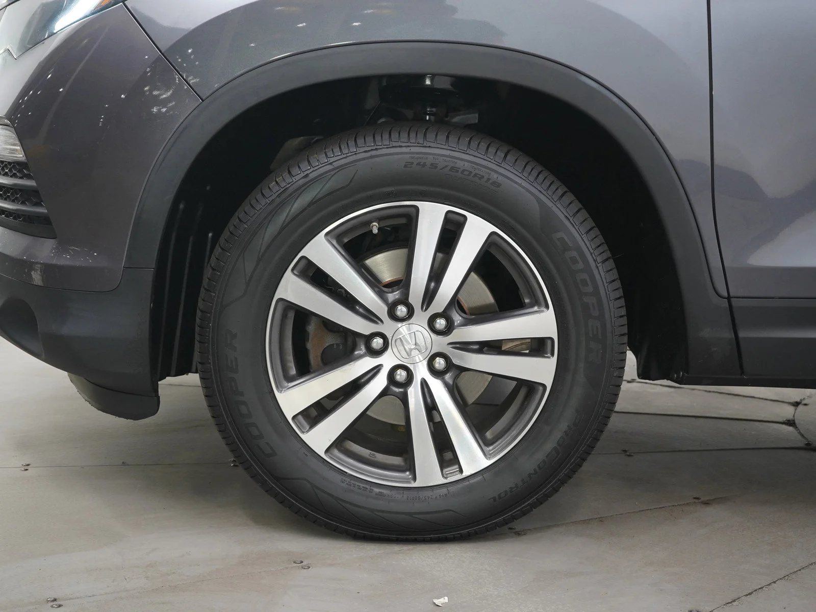 Used 2016 Gray Honda EX-L image 32