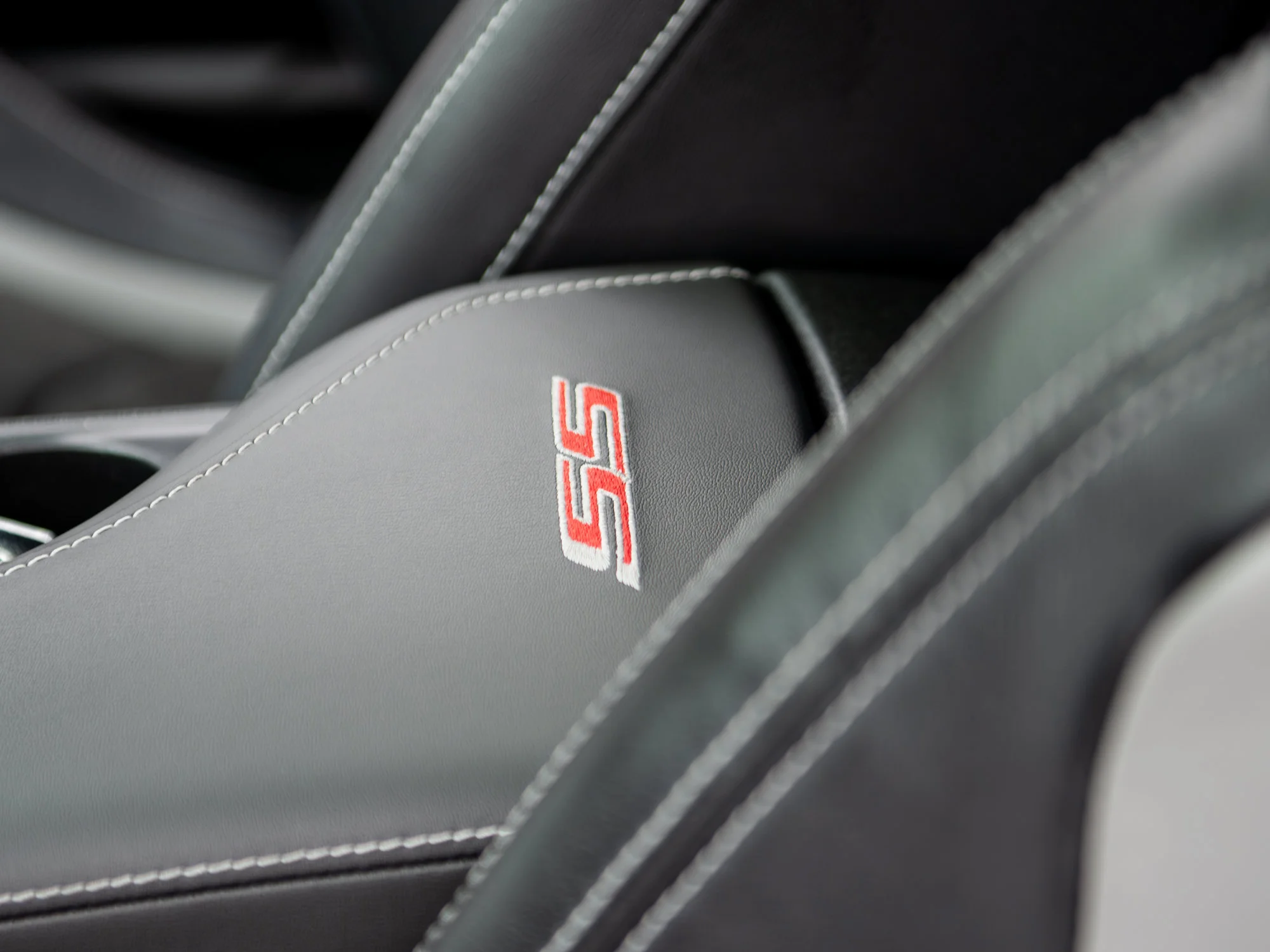 Used 2022 Silver Chevrolet 2SS* | 6.2L V8 | 6-Speed Manual | Recaro Seats | Sunroof | Bose Sound System | image 34