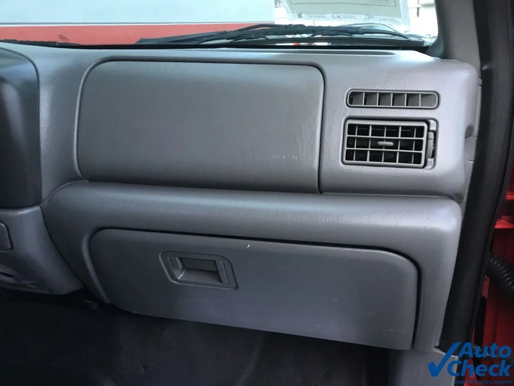 2004 Ford F-350 Super Duty XLT - Photo 31