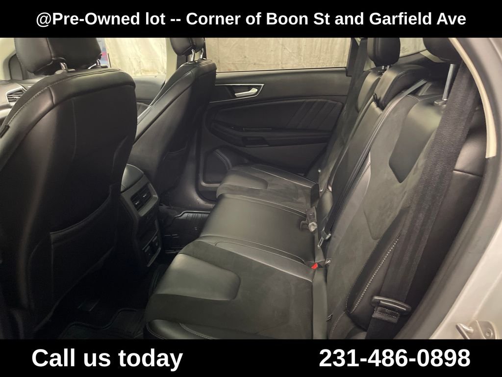 Used 2015 Silver Ford Sport image 23