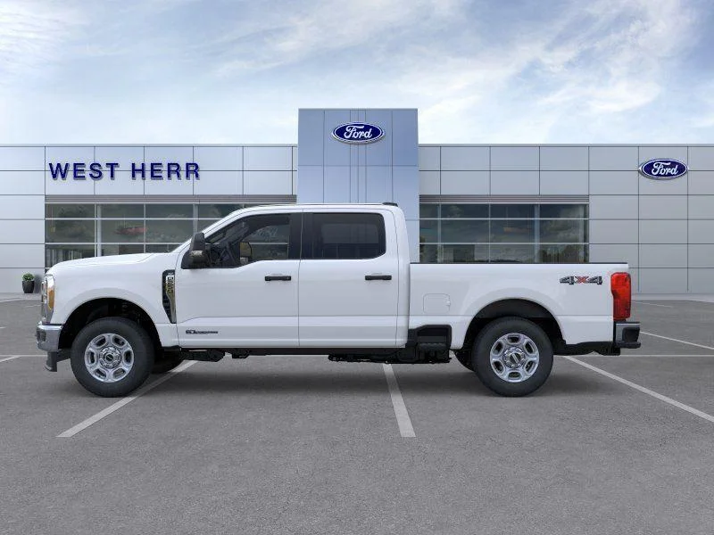 New 2026 Oxford White Ford F-250® XLT image 3