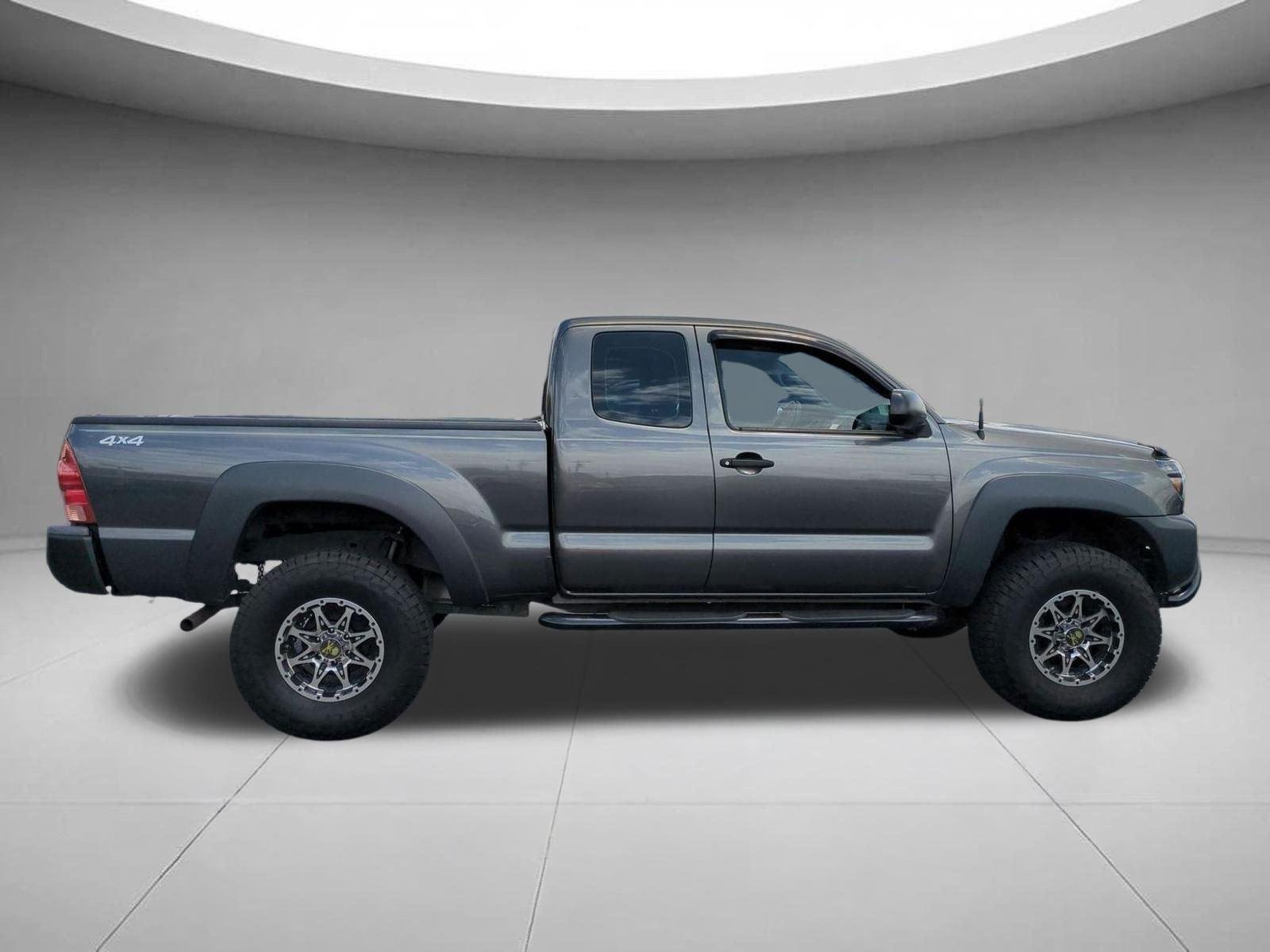 Used 2015 Magnetic Gray Metallic Toyota BASE image 6