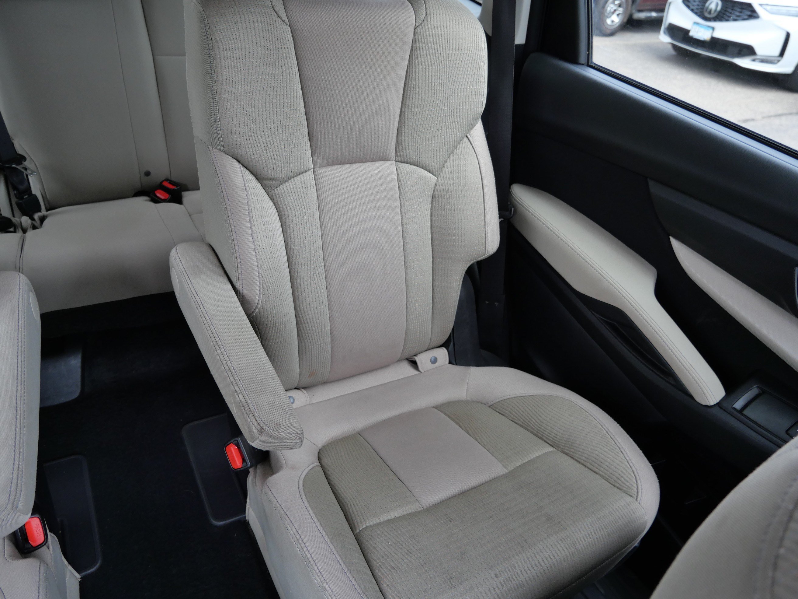 Used 2022 Crystal White Pearl Subaru Premium image 14