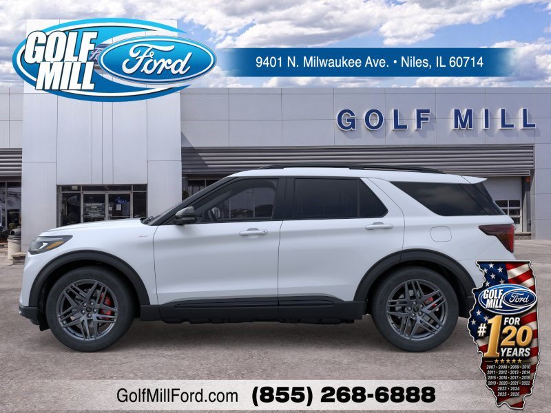 New 2026 Space White Metallic Ford ST-Line image 2