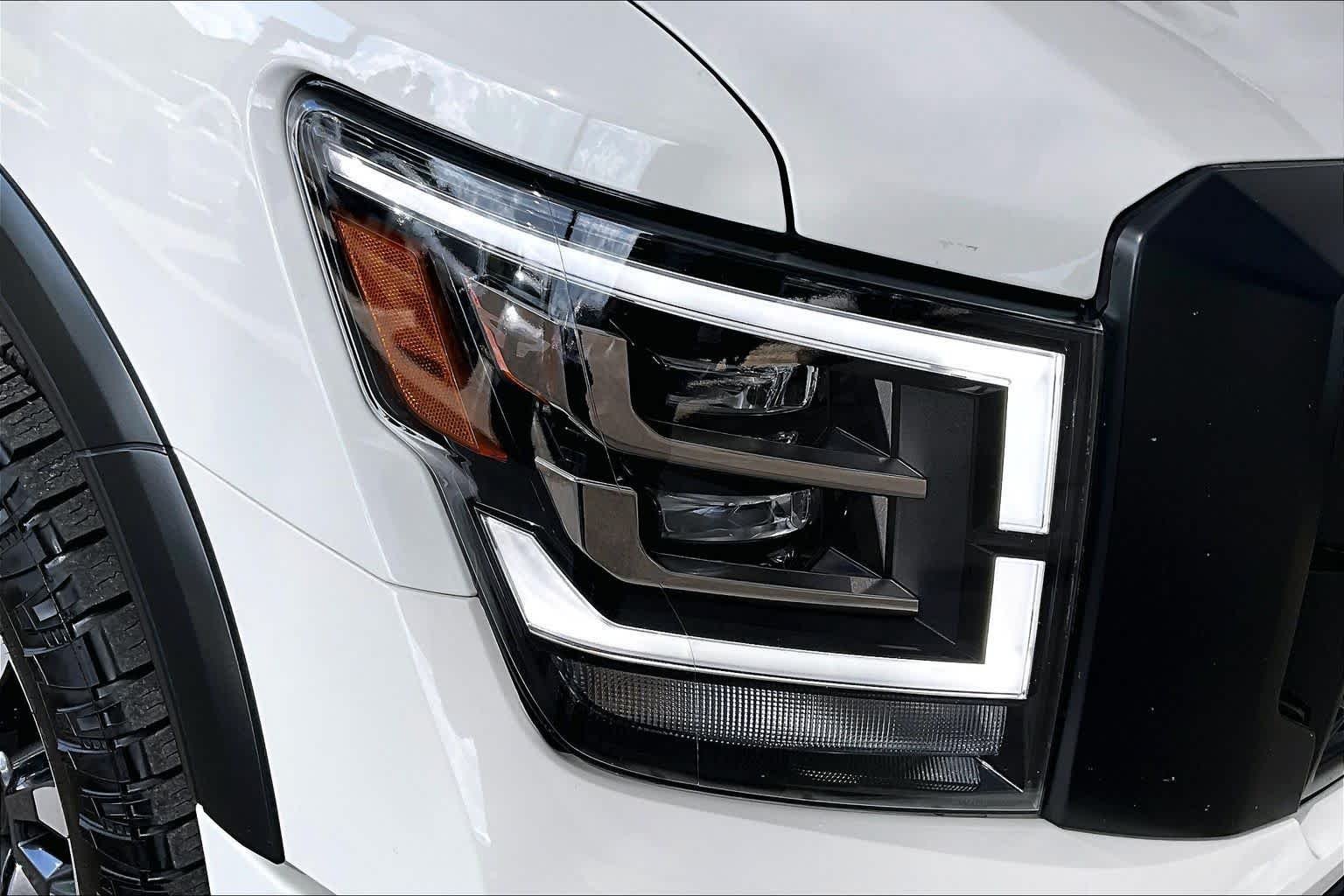 Used 2024 Glacier White Nissan PRO-4X image 28