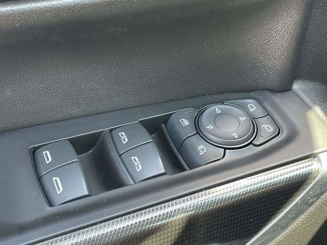 Certified Used 2020 Onyx Black GMC AT4 image 11