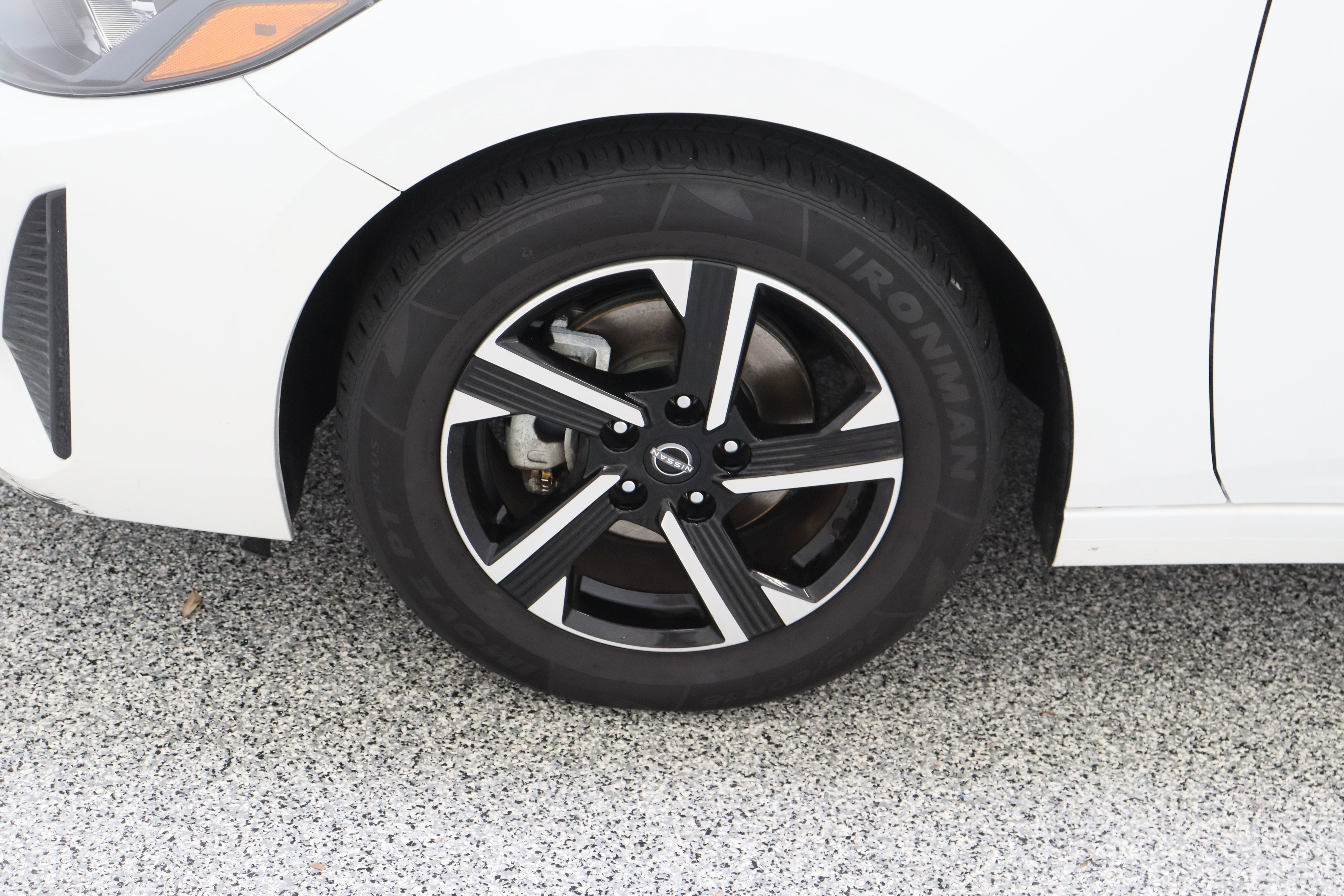 Used 2024 Aspen White Tricoat Nissan SV 2.0L image 11