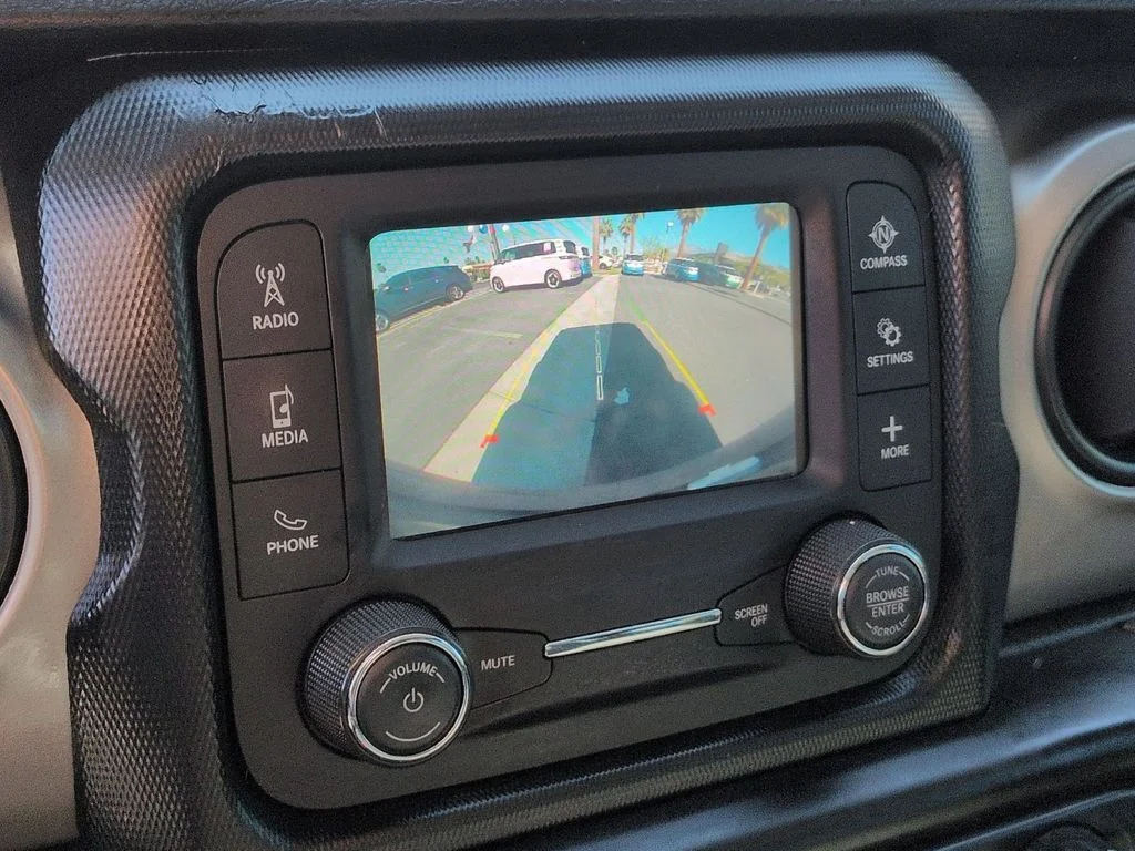Used 2021 Gray Jeep Unlimited Sport image 10