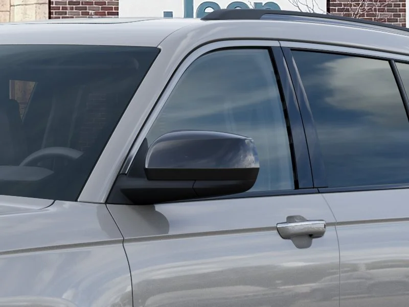 New 2026 Silver Zynith Exterior Paint Jeep Limited Reserve image 38