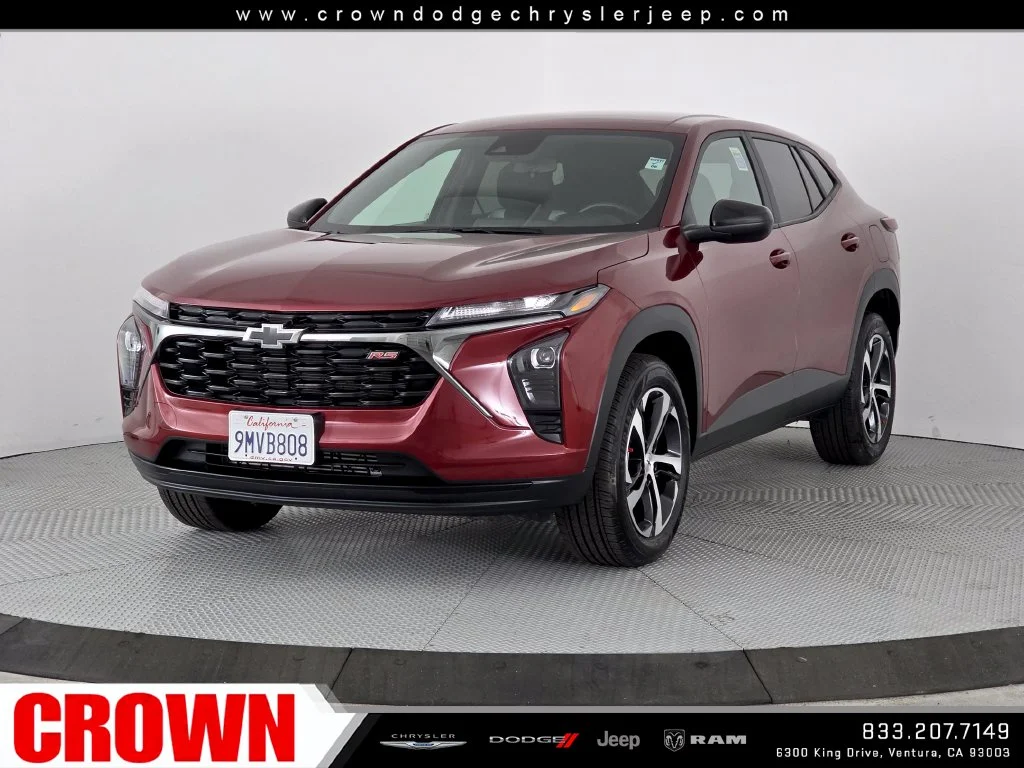 Used 2025 Red Chevrolet 1RS image 3