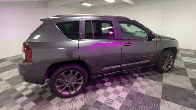 Used 2016 Gray Jeep Sport image 4