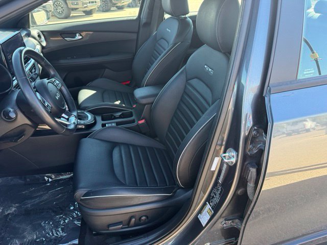 Certified Used 2024 Gravity Gray Kia GT-Line image 31