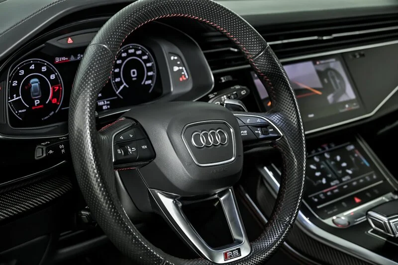Used 2020 Glacier White Metallic Audi 4.0T quattro image 20
