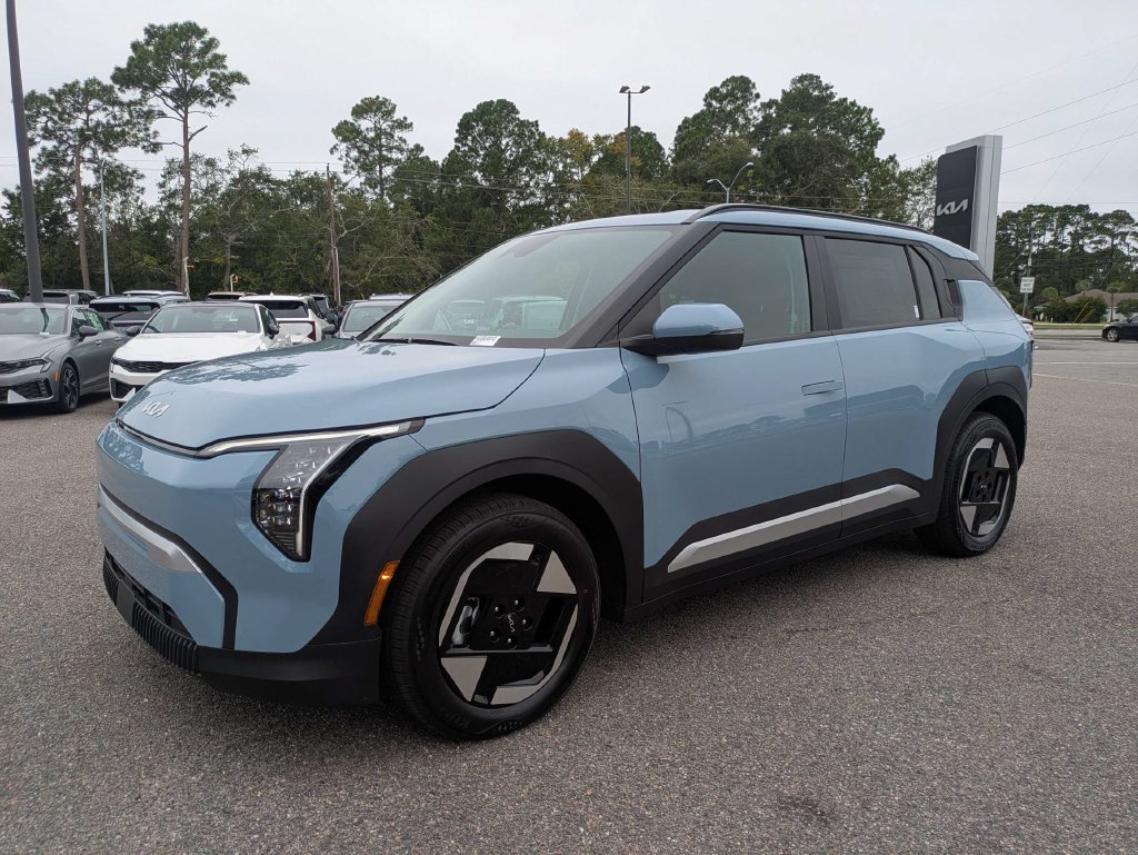 New 2027 Frost Blue Kia Wind image 8