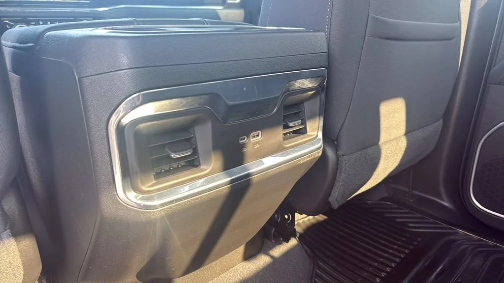 Used 2024 Summit White GMC Elevation image 16