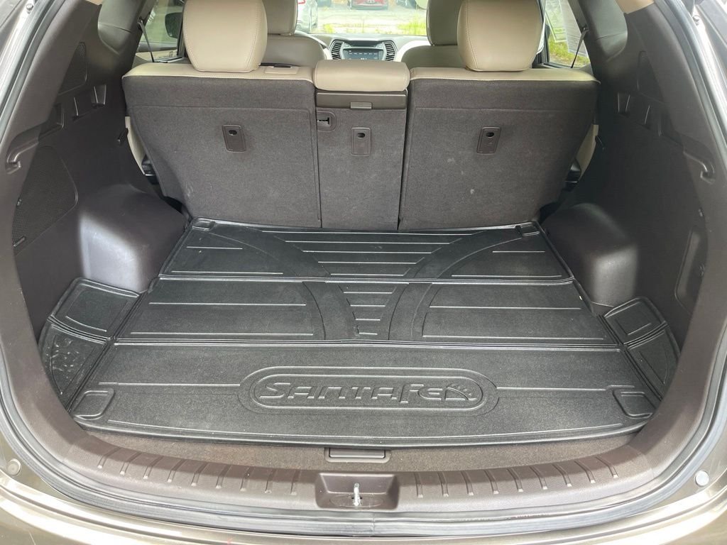 Used 2014 Brown Hyundai Base image 22