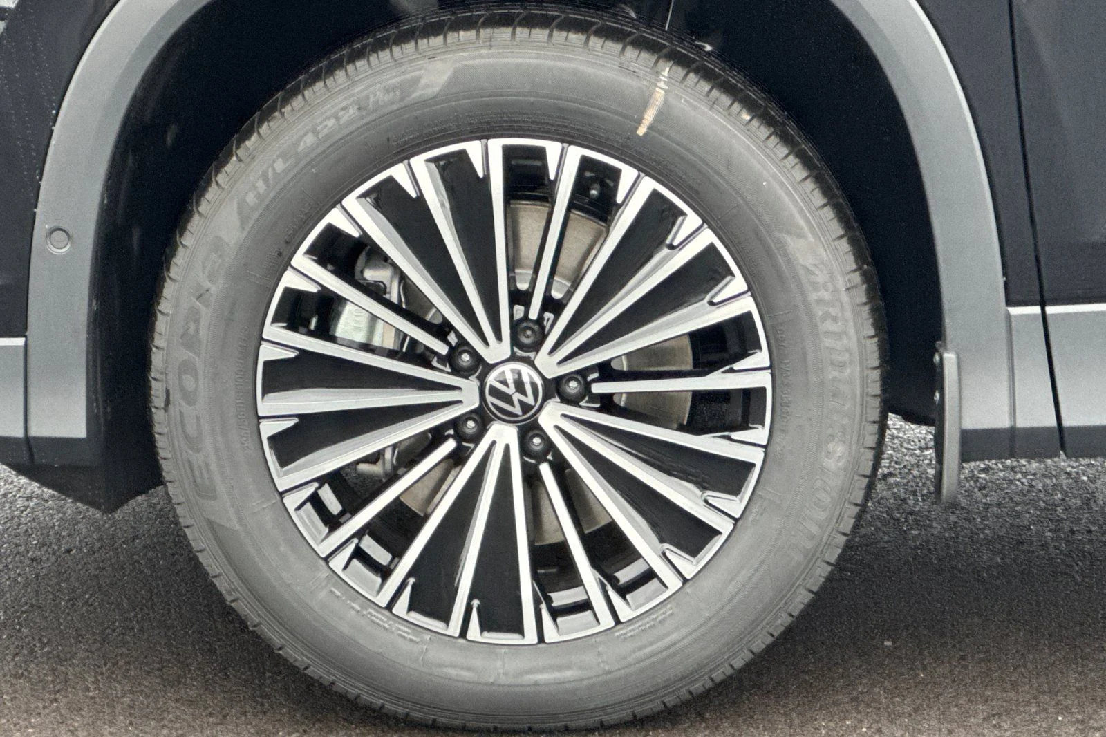 2026 Volkswagen Tiguan S - Photo 24