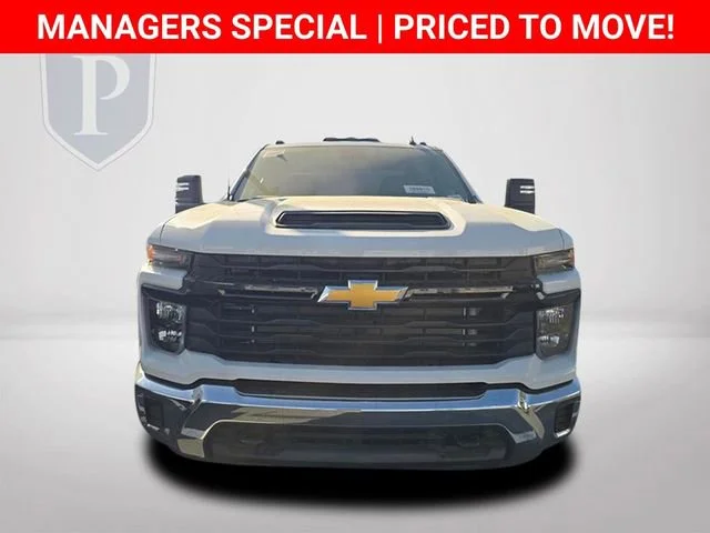 New 2026 Summit White Chevrolet Work Truck image 13
