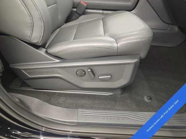 New 2026 Agate Black Metallic Ford MAX Active image 11
