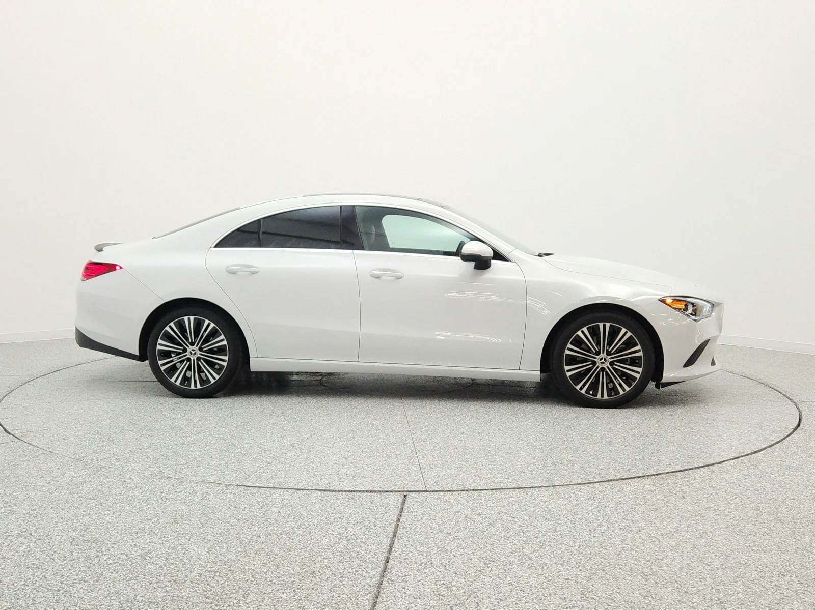 Used 2023 Digital White Metallic Mercedes-Benz CLA 250 Coupe image 4